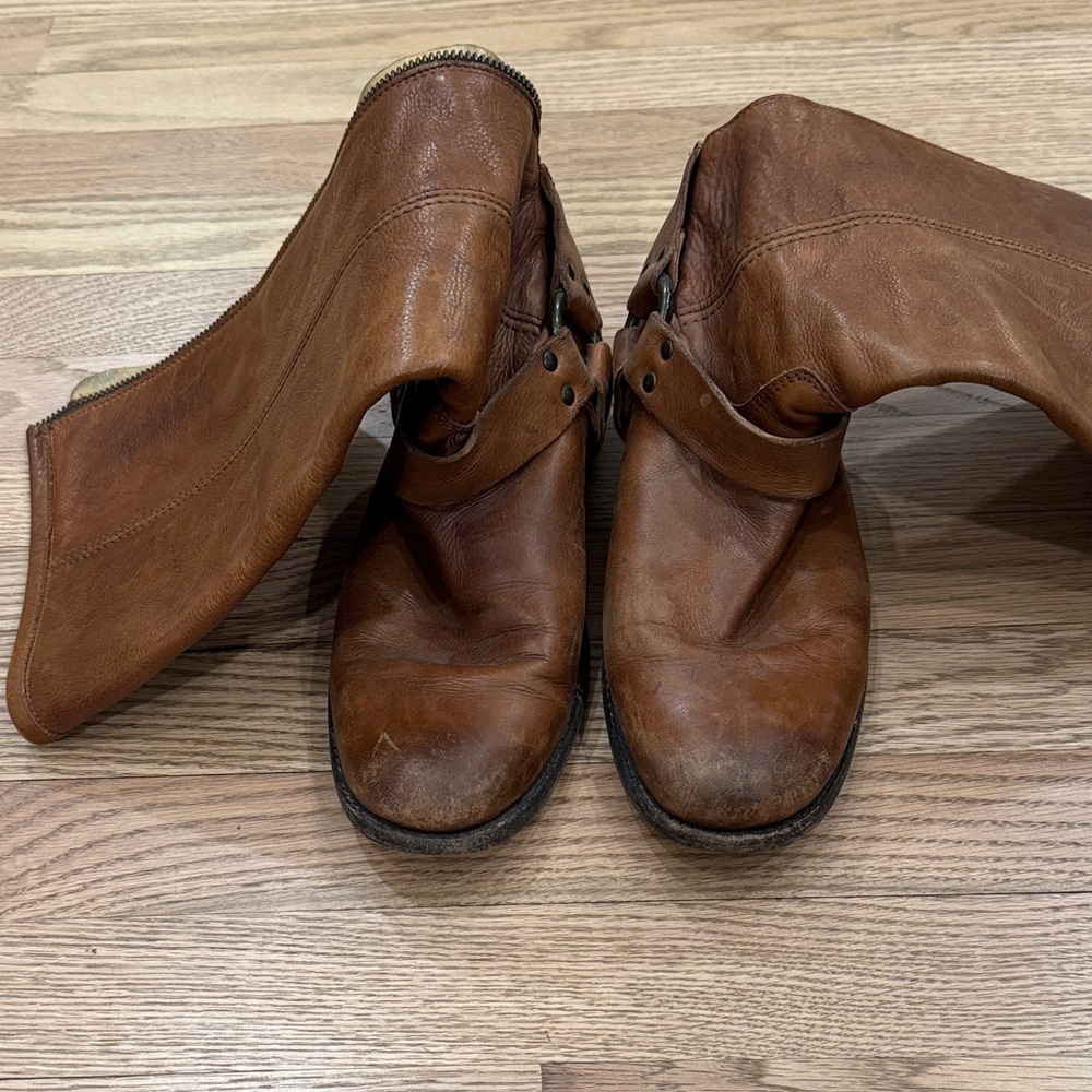 Frye Women's Phillip Harness Tall Leather Boots - size 9 - Picture 6 of 6